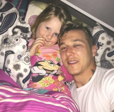Katarina Kuckova ex-husband Juraj Kucka and daughter during bedtime in 2016